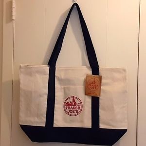 NEW Trader Joe's Large Tote Bag (1)